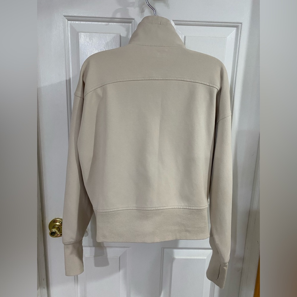 Pair of Old Navy Half Zips - Picture 6 of 8